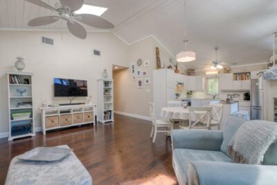 Living Room & Kitchen