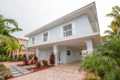 189 Gulfview Drive in Port Antigua