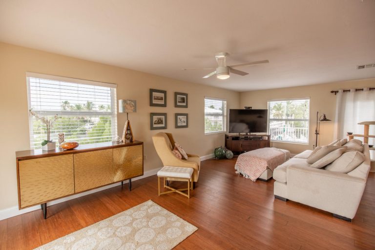 New Listing 118 S. Layton Drive, Layton Home For Sale Alina Davis Team